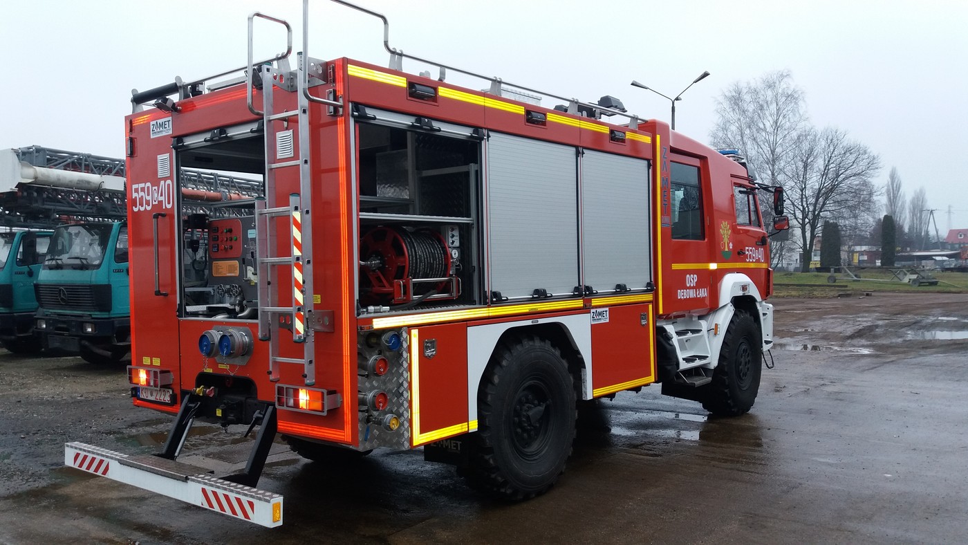 Wozy strażacki 4x4 - rozłożony